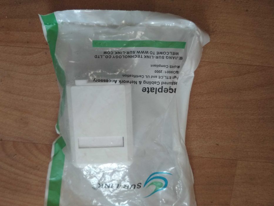 Сетевая розетка rg-45