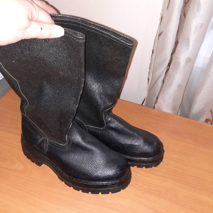 Продам новые кирзовые рабочие сапоги