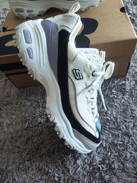Vende-se tênis novos da marca skechers originais para mulher
