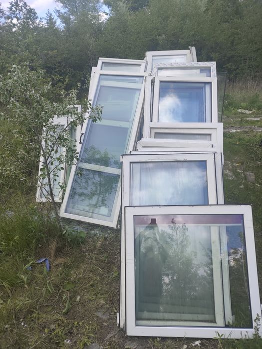 Oddam skrzydła okienne z szybami do budowy szklarni