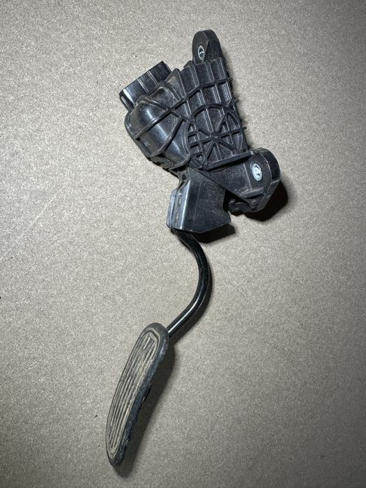 Pedal Toyota Hilux 2.5TD