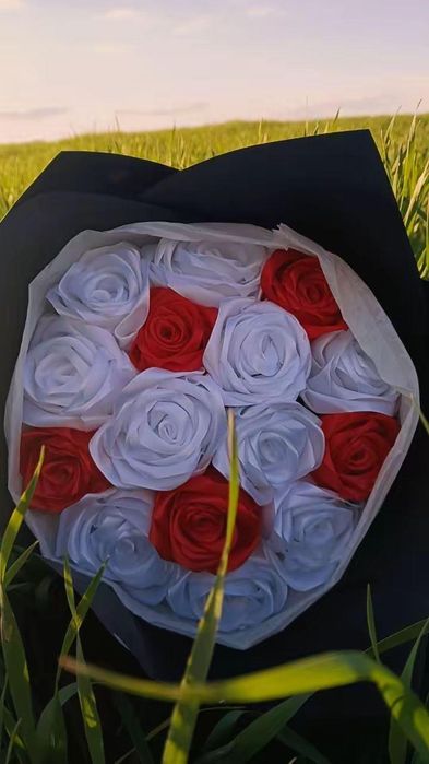 Букет з атласної стрічки