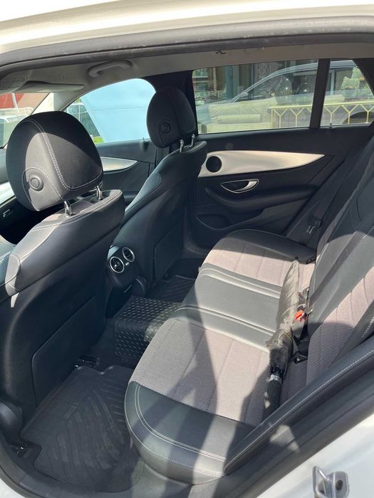 Mercedes E 300de diesel plug-in