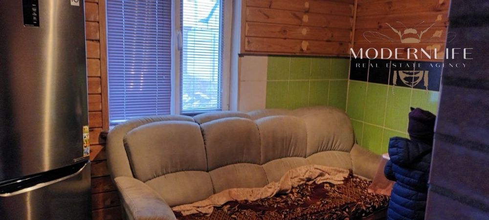 Продаж ділянки з будинком 75 м² в с. Зелений Бір