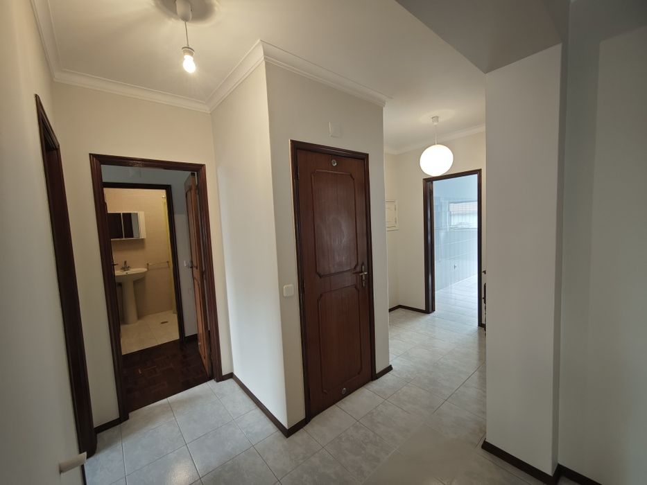 Apartamento T3 com garagem no centro de Leiria