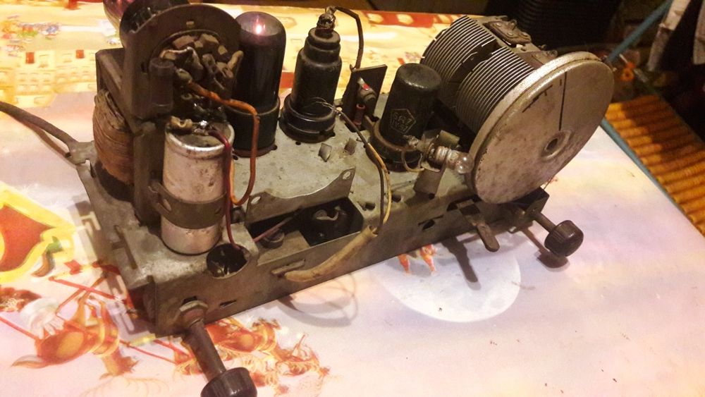 Ретро радіоприймачі.