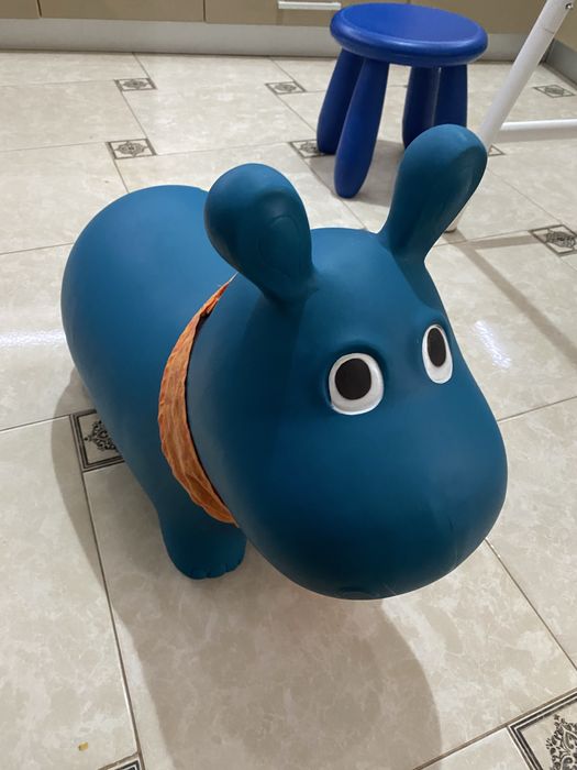 Ослик стрибун фірми Battat