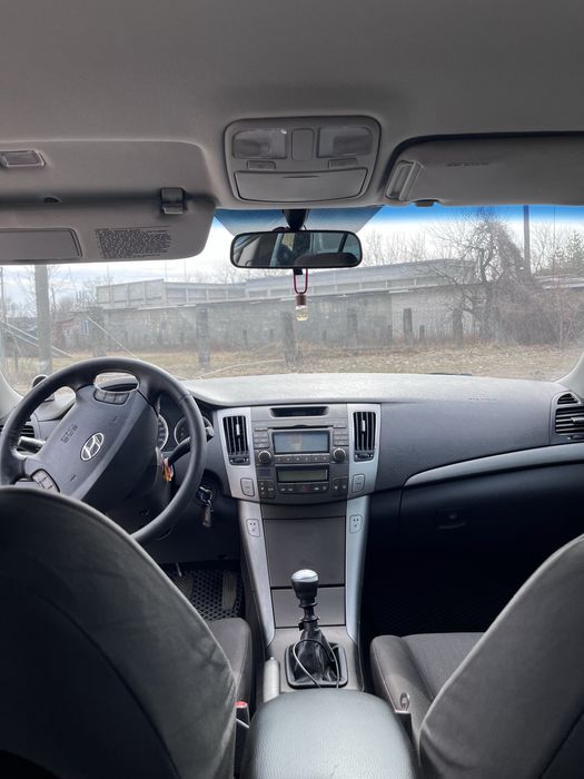 Hyundai Sonata 2009