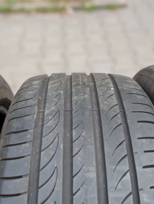 235/45/19 Pirelli Powergy komplet
