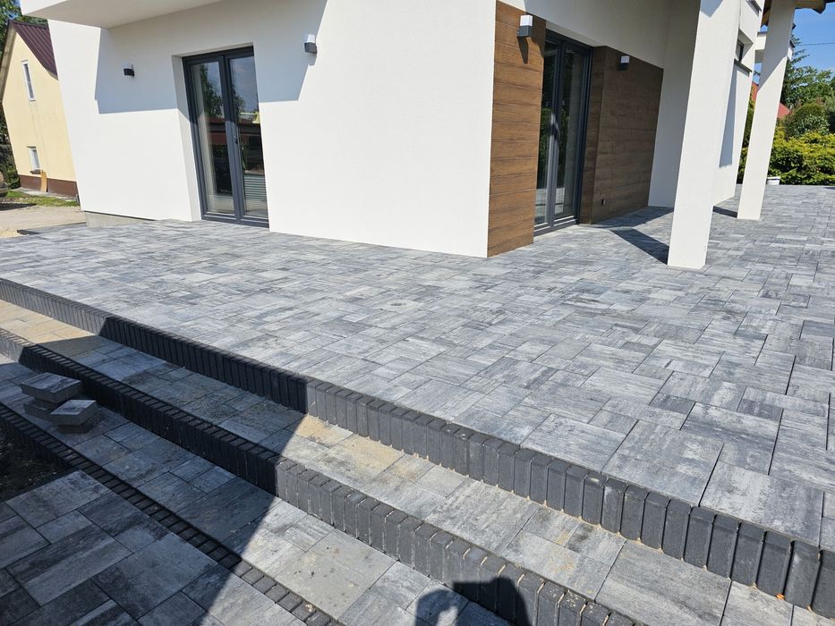 Układanie kostki brukowej