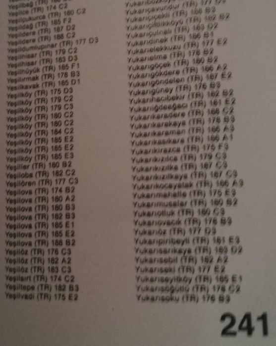 Grande ATLAS das Estradas da Europa - Planeta Agostini / Público