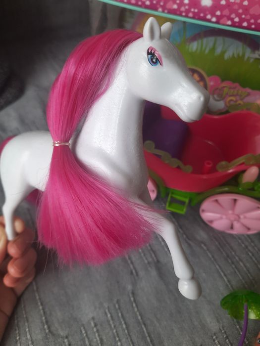 Simba lalka Evi z koniem i karocą