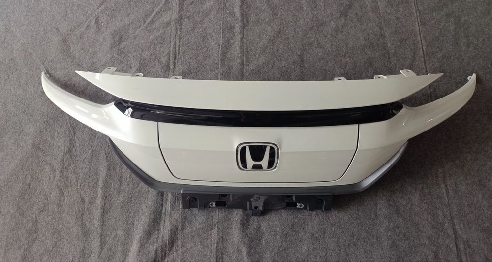 Honda ens1 enp1 Корпус зарядного порту комплект  , є інші запчастини