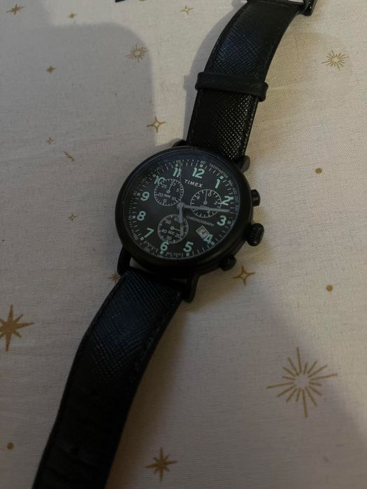 Sprzedam zegarek Timex – używany około pół roku.