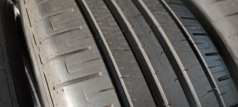 Pneus 215/50/19 Goodyear  semi novos