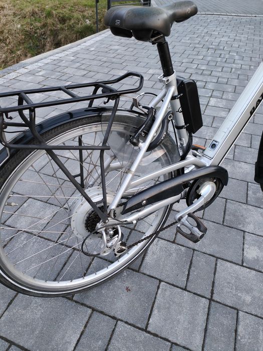 Rower Elektryczny Manetka Batavus