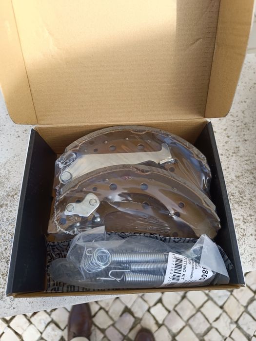 Maxilas travão trás VW Golf 3