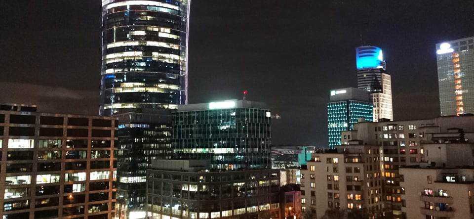 Apartament w centrum Warszawy z Darmowym Parkingiem