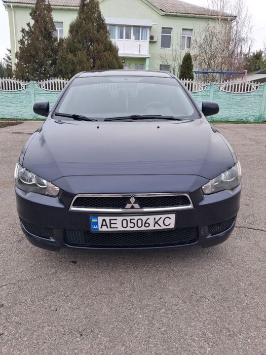 Продам mitsubishi lancer