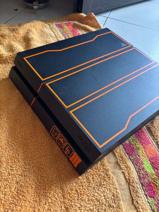 PS4 1Tb edição especial