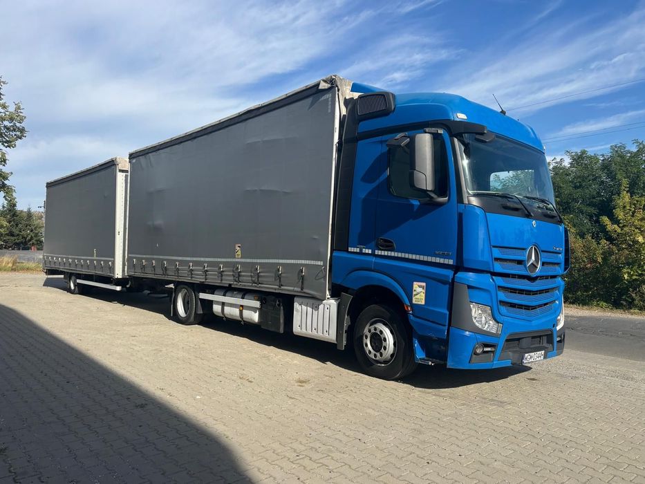 Mercedes-Benz Actros 1833  Zestaw przestrzenny 120 CBM-Kabina salonka