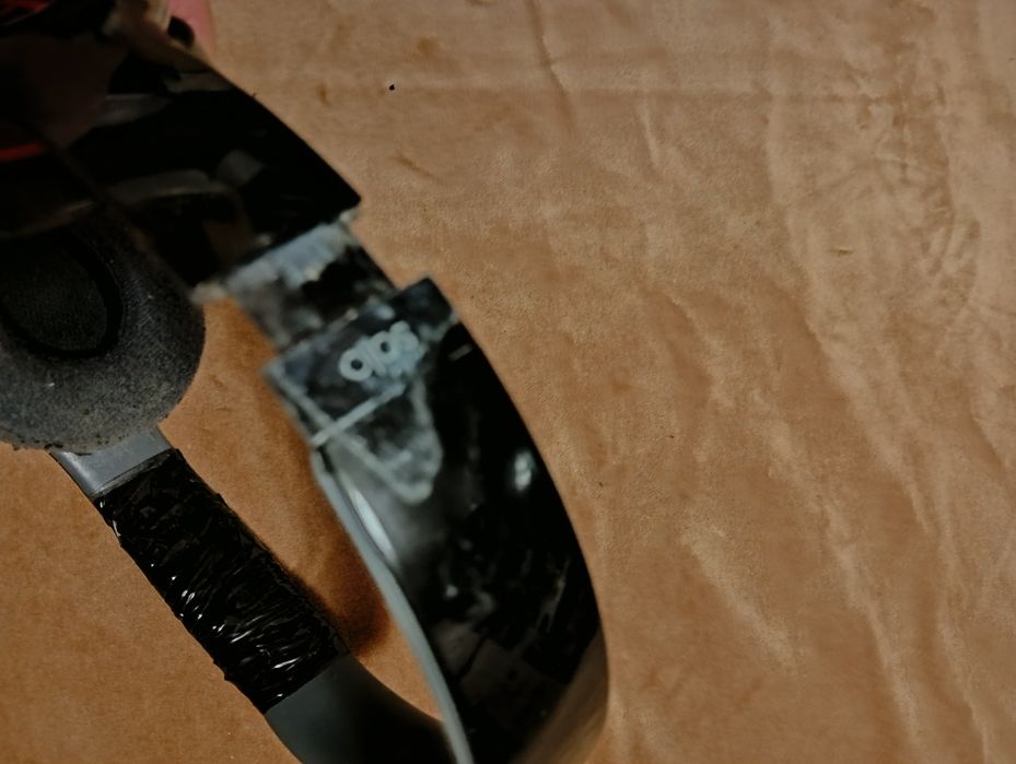 Наушники beats by dr. dre b0518. На запчасти.