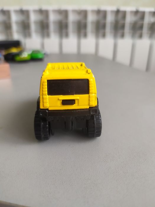 Машинки модельки колекційні , металеві Hummer H2