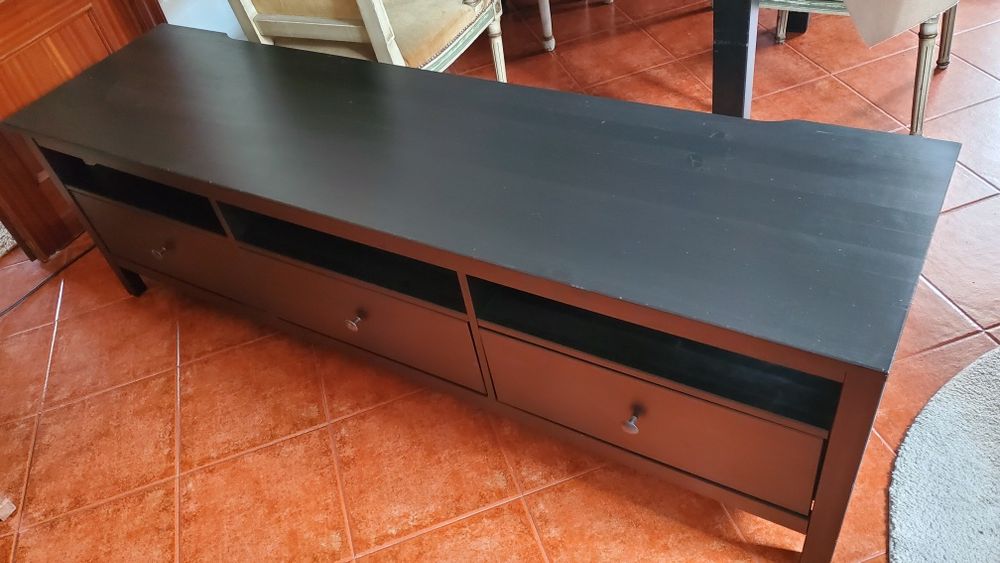 Móvel tv Hemnes Ikea