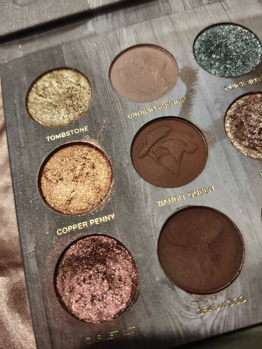 Paleta cieni do powiek Ghost Town USA Nomad Cosmetics