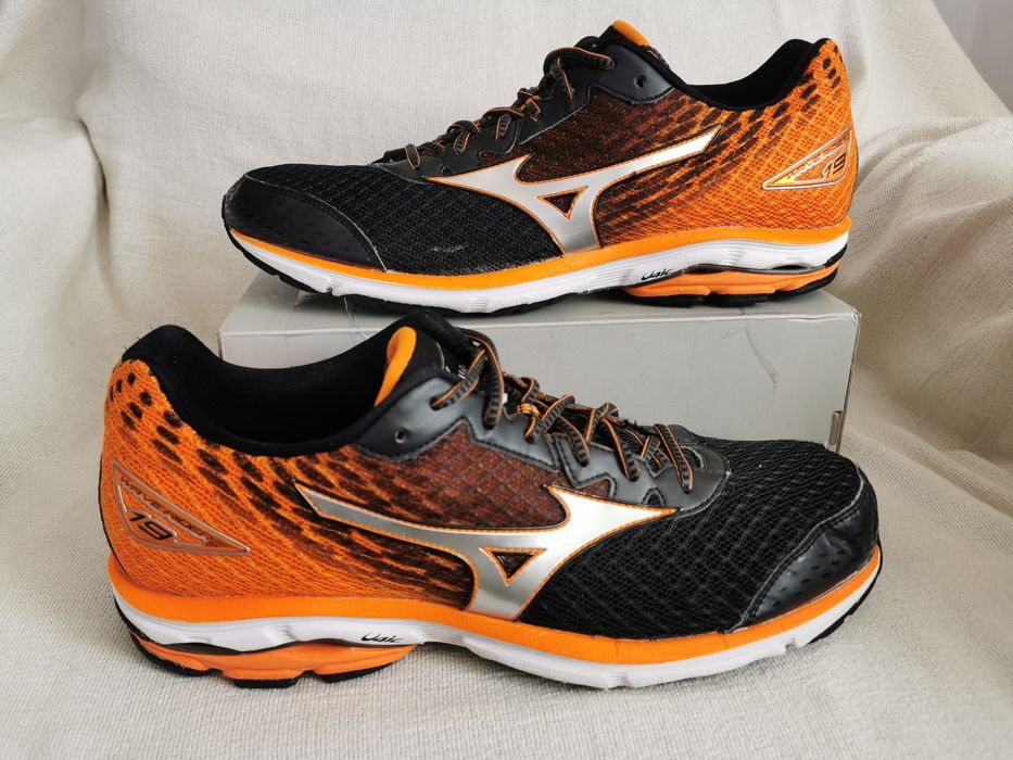 Mizuno Wave Rider buty sportowe do biegania 50