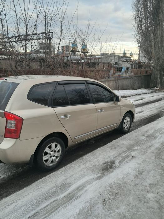 Kia.Carens ||| .