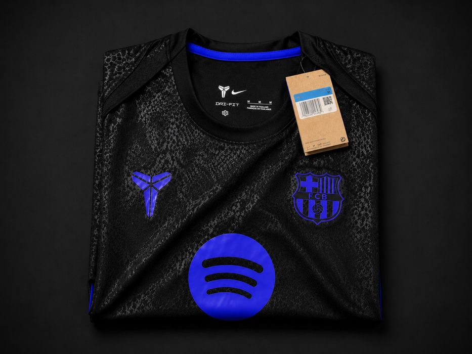 Camisola FC Barcelona x Kobe Bryant Mamba Mentality