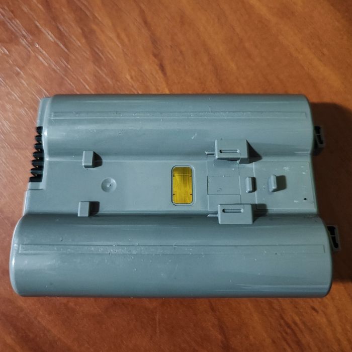 Аккумуляторная батарея Nikon en el18c