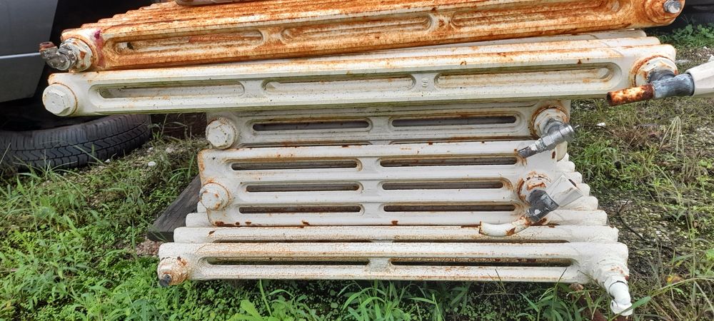 Radiadores de ferro antigos