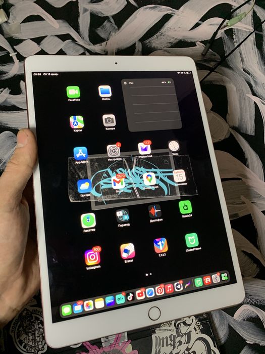 Ipad Pro 10.5 64gb обмін з доплатою (тільки на айпад)