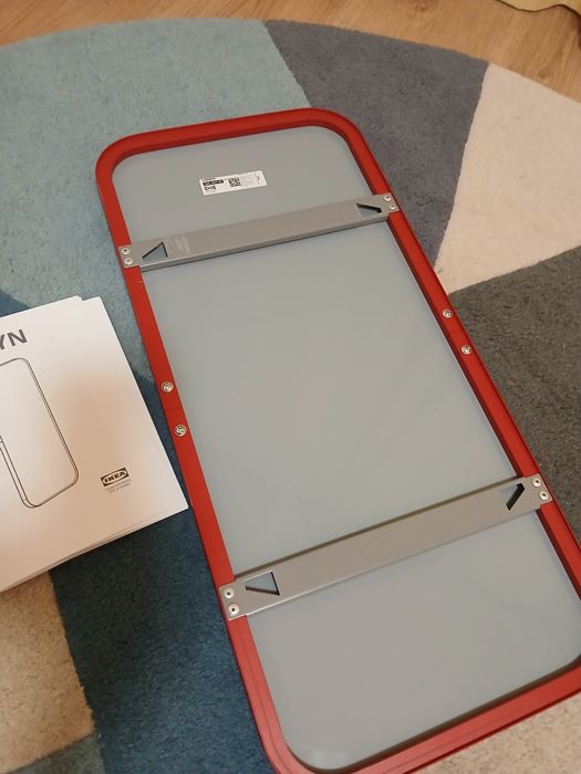 Ikea Lindbyn lustro czerwone 28x60