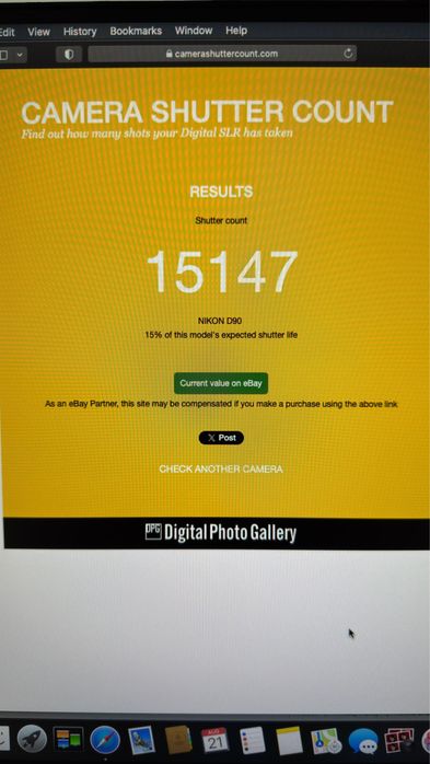 Corpo Nikon D90 com grip