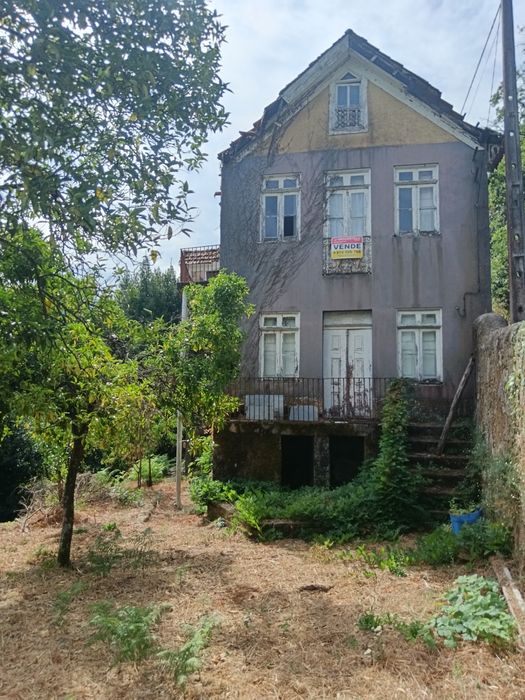 Casa para Restauro Cinfães Douro
