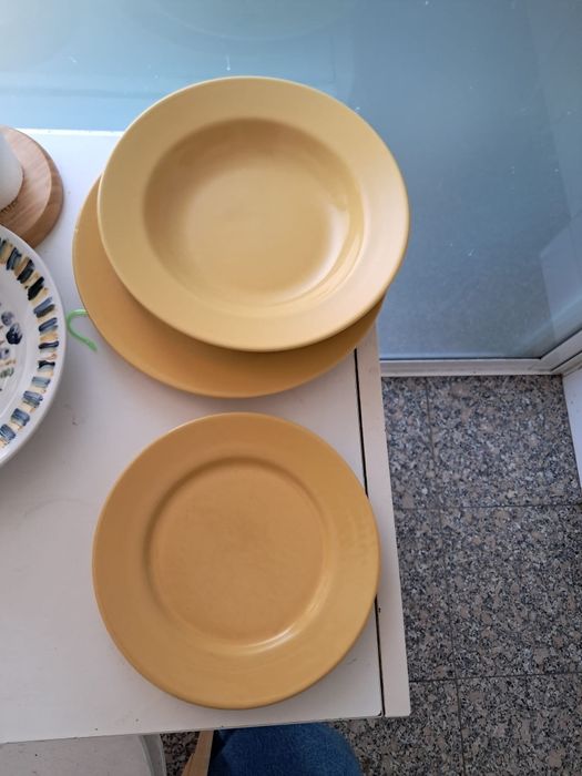 Various Items/Services486988224062433281