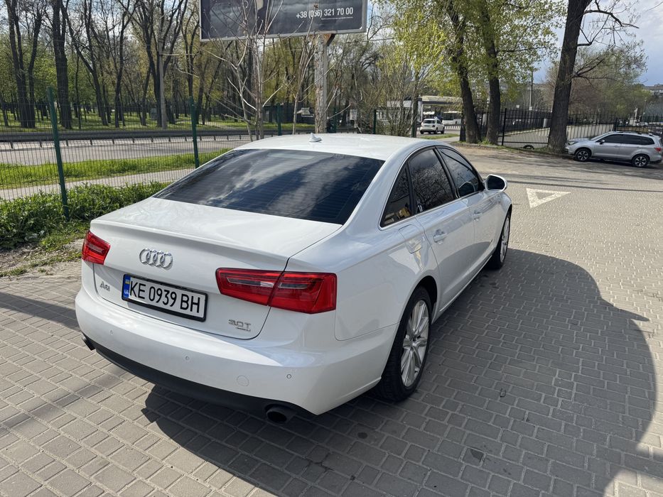 Audi A6 2013 VIN WAUGGAFC1DN142381 фото оголошення 5 з 13