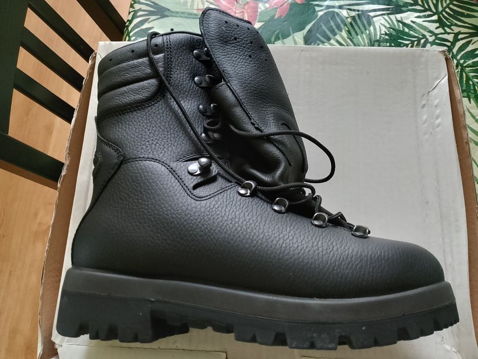 Buty zimowe wojskowe