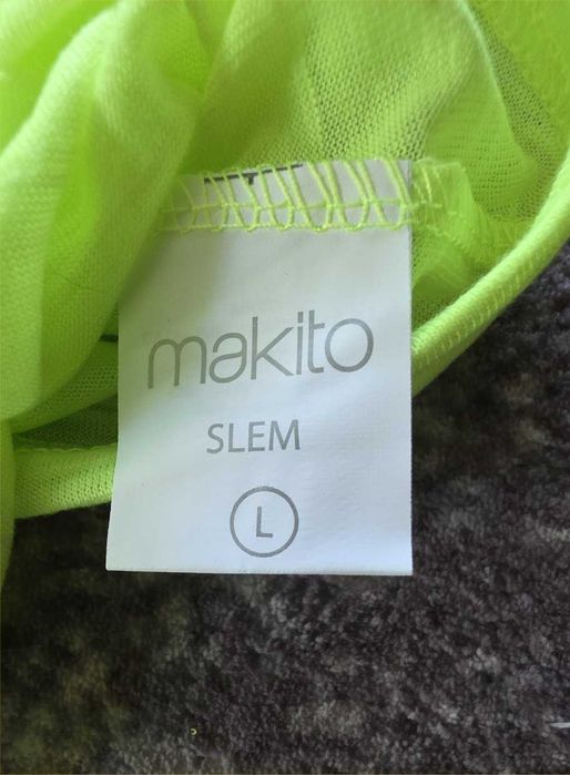 Top wiązany Makito L