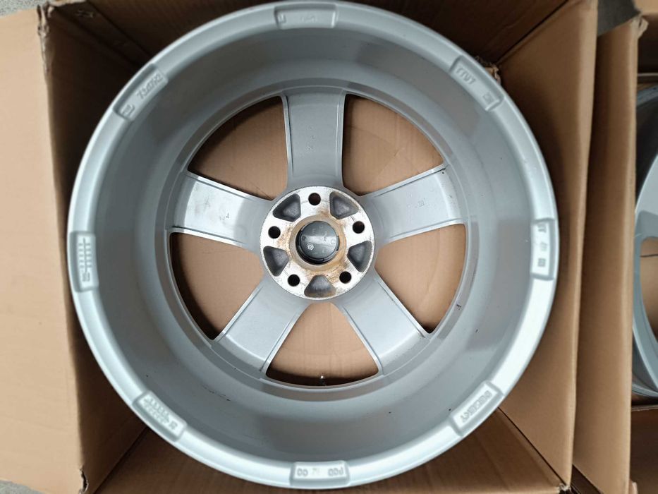 Felgi Aluminiowe Vv Audi Skoda 7x17 5x112 et40