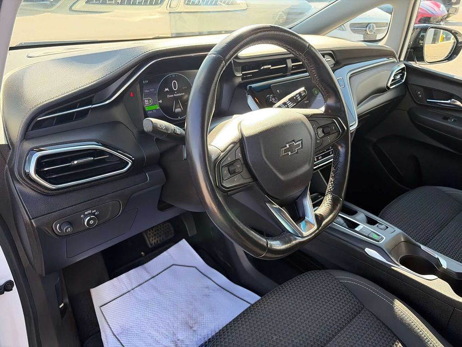 Chevrolet Bolt EV      2023