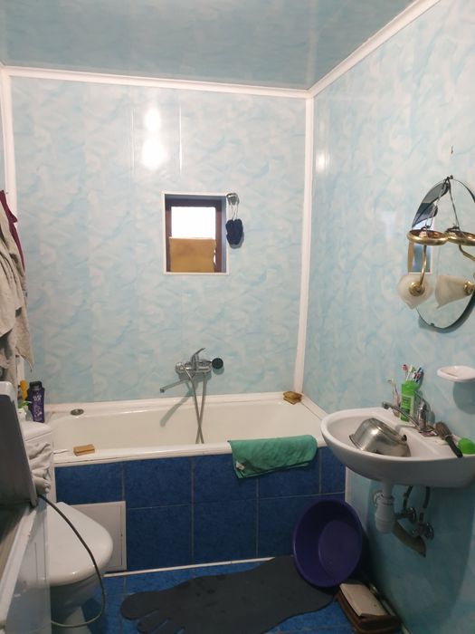 Продаж Дерцен ХОРОШИЙ Будинок