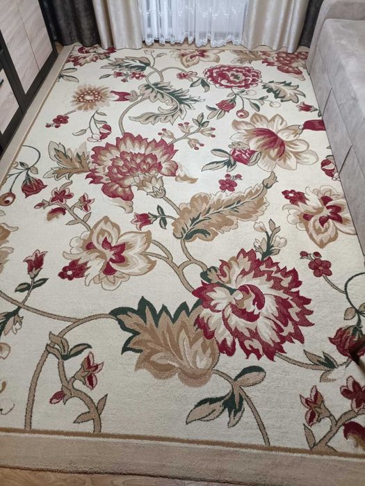 Продам килимок в гарному стані