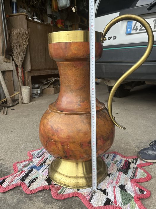 Jarrões em cobre antigos