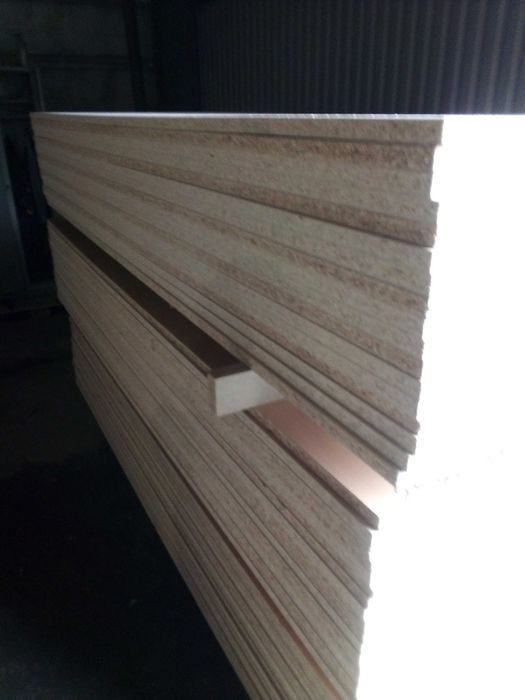 Płyty OSB wiórowe, budowlane