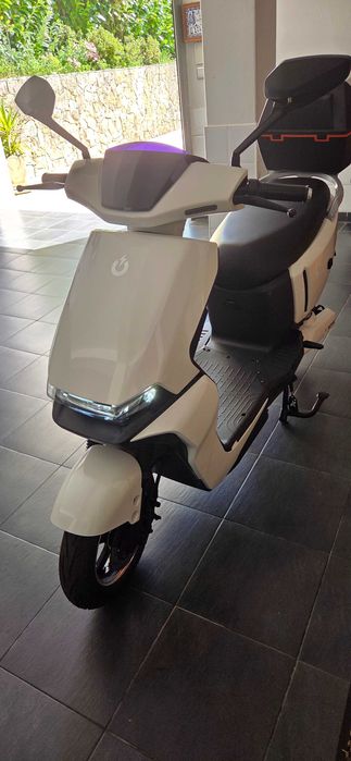 Scooter eletrica NEOVOLT GO-X 72V 250W (NOVA)
