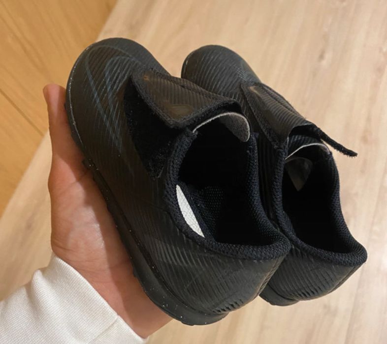 Ténis  Nike futebol sintetico 27,5